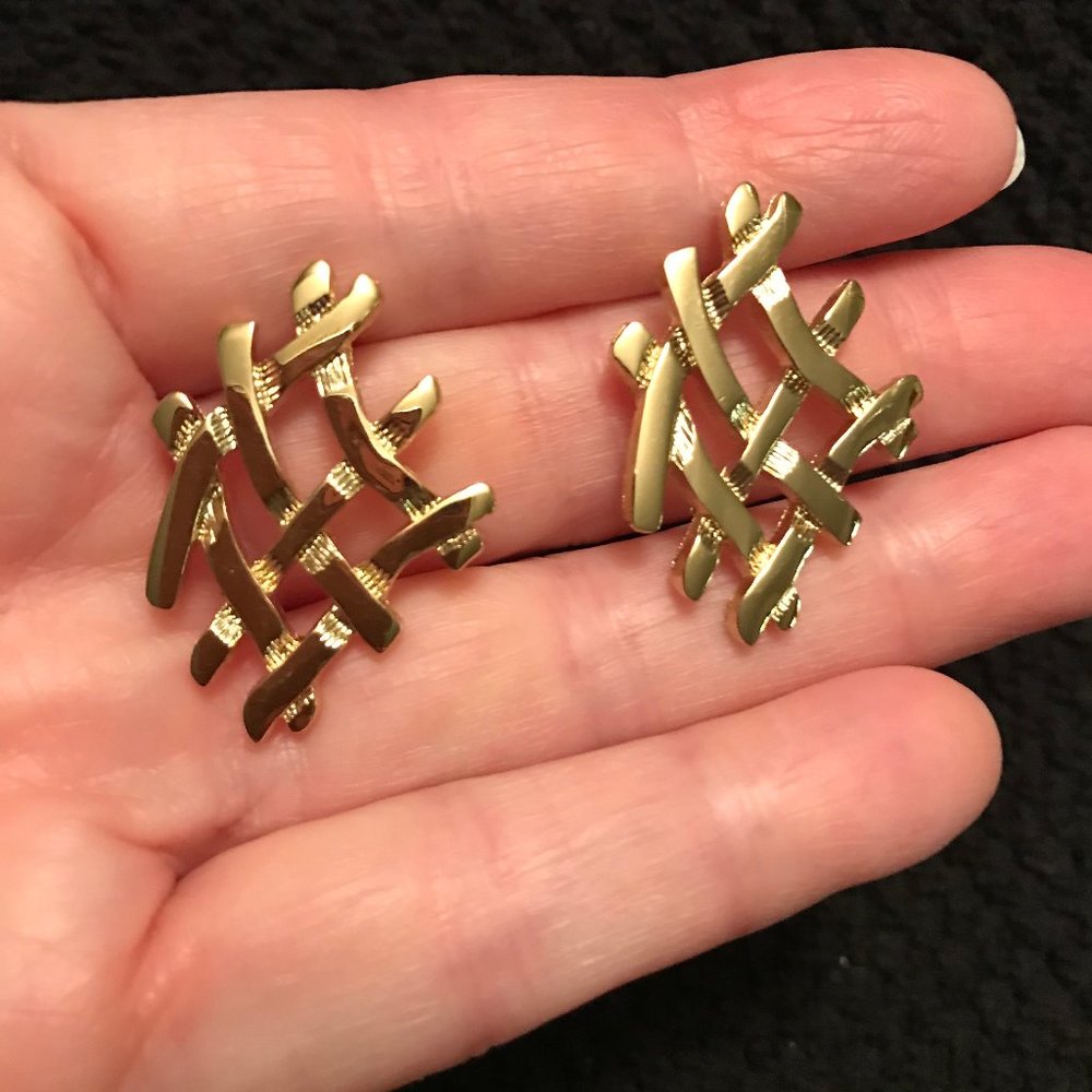 Vintage Earrings Lattice Weave Gold Retro